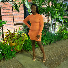 Cargar imagen en el visor de la galería, &quot;Casual Days&quot; Dress